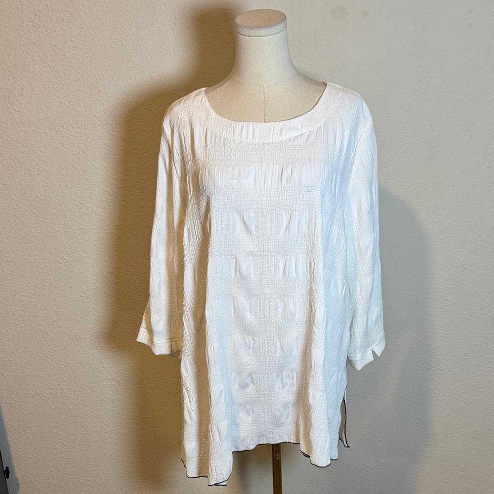 NWT Moonlight Pucker Tunic White size XL